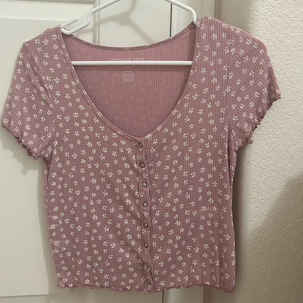 Pink flower American Eagle soft and sexy rib crop top
